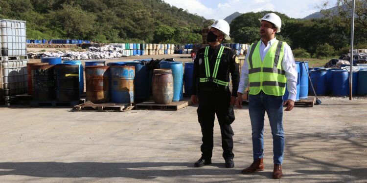 Supervisan trabajos en el Complejo de Precursores y Sustancias Químicas