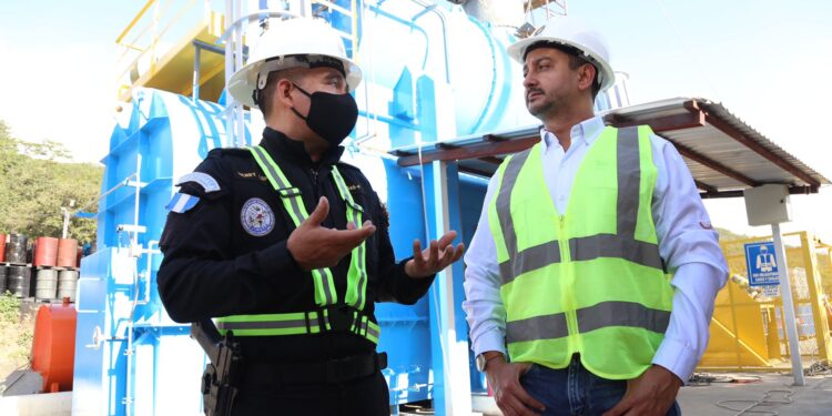 Supervisan trabajos en el Complejo de Precursores y Sustancias Químicas