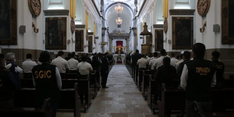 Celebran actos de acción de gracias en honor a los 25 años de la PNC