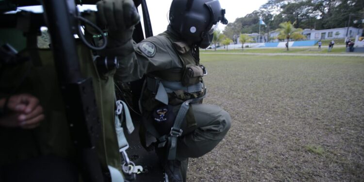 Ministerio de Gobernación crea la Unidad Aérea, Unabed