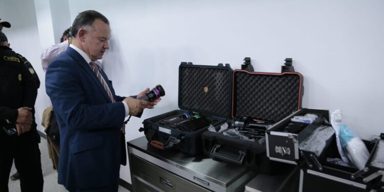 Demostración Científica fortalece la educación policial