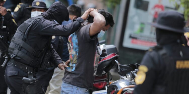 Activan plan de prevención de seguridad por pago de Bono 14