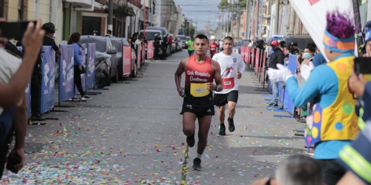 Concluye con éxito carrera 10k “Policía por la Paz”