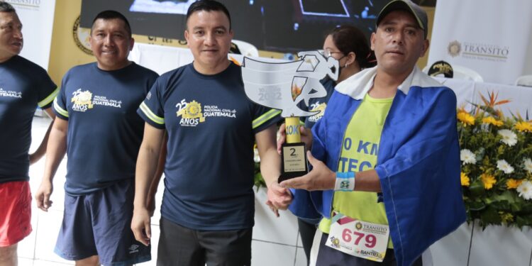 Concluye con éxito carrera 10k “Policía por la Paz”