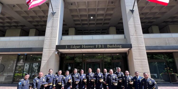 Gobernación fortalece capacidades del personal policial