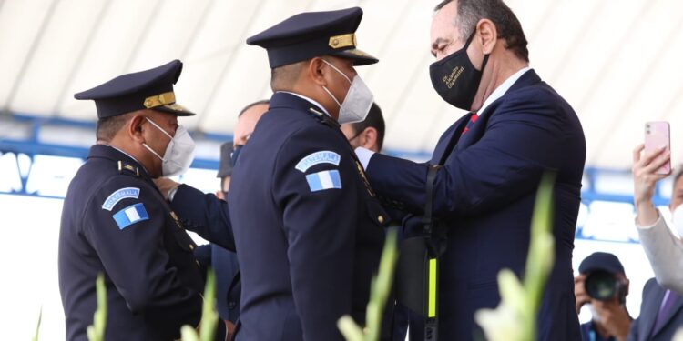 Policía Nacional Civil celebra 25 años al servicio de los guatemaltecos