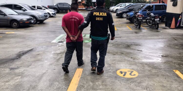 DEIC realiza más de 400 capturas en una semana