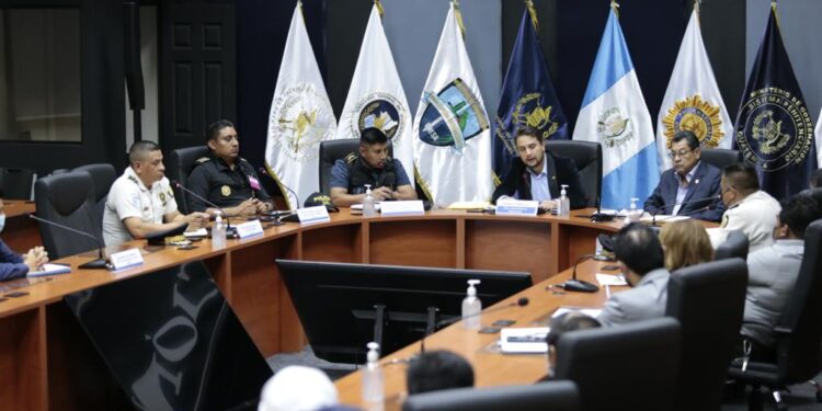 Buscan fortalecer estrategias de seguridad en Sacatepéquez