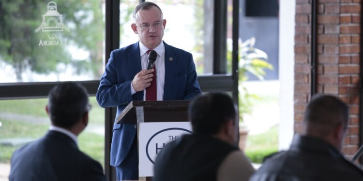 Buscan soluciones para prevenir la violencia armada en el país