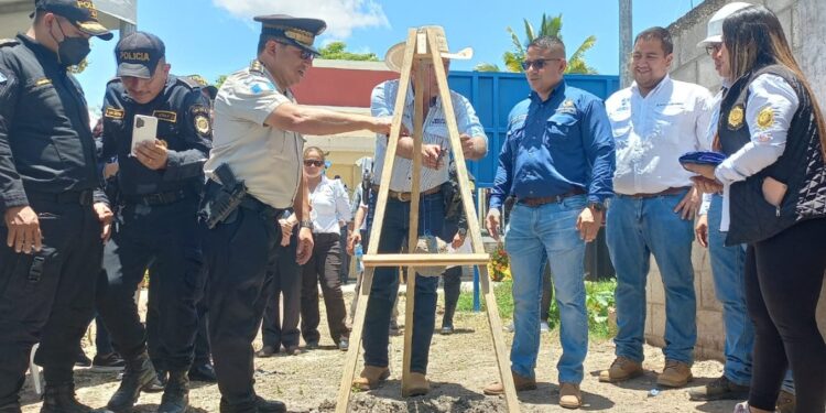 Inician trabajos de construcción de subestación policial en San Manuel Chaparrón
