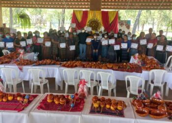 Beca Artesano concluye ciclo de capacitación en Rabinal