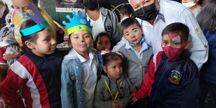 Exponen talleres para la juventud en Mixco