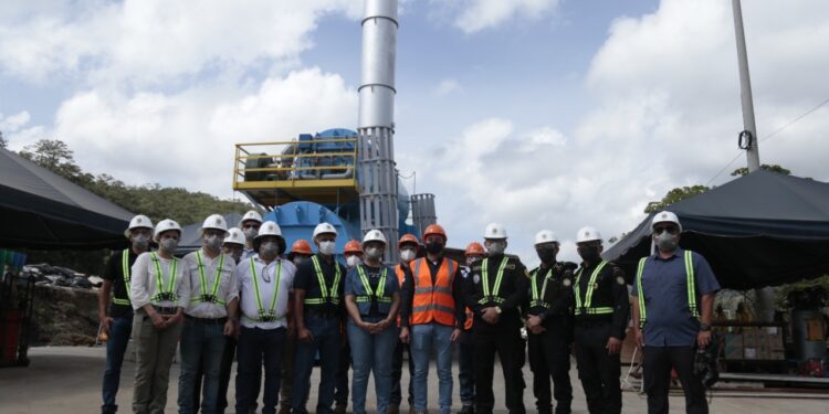 Comparten experiencias sobre traslado y destrucción de precursores químicos