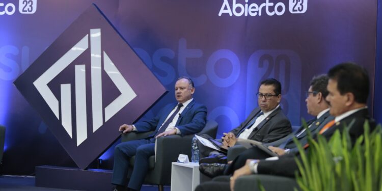 Ministro de Gobernación presenta proyecto presupuestario para 2023 con atención a necesidades de las fuerzas de seguridad