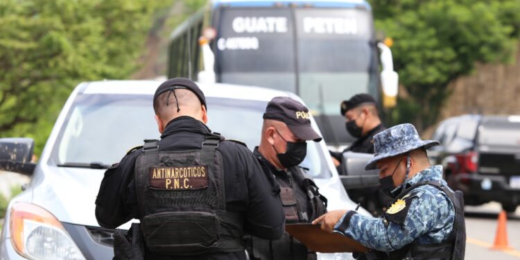 Autoridades se reúnen para abordar temas relacionados a la atención y protección de migrantes