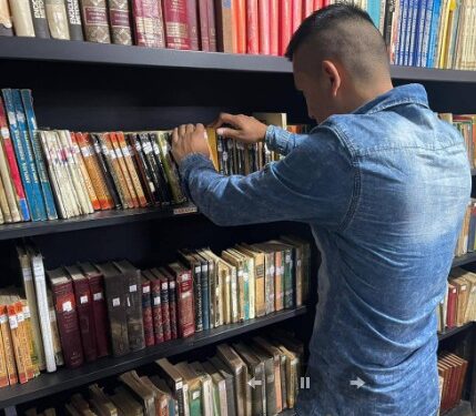 Inauguran biblioteca penitenciaria en el Preventivo de la zona 18