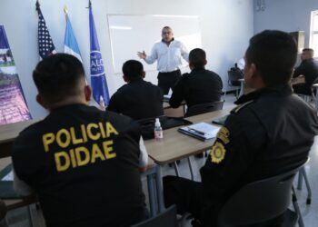 Expanden capacitación a personal de la DIDAE