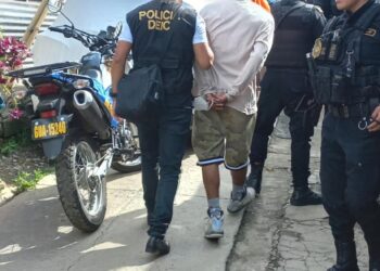 Implicado en asesinato de mujer es detenido en allanamientos