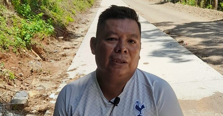 Fodes mejora camino rural en San Juan Tecuaco, Santa Rosa