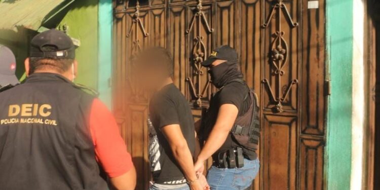 PNC captura a implicados en muerte de mujeres