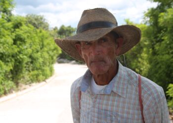 Fodes mejora camino rural en El Adelanto, Jutiapa