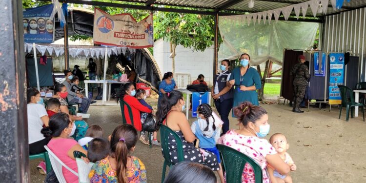 Gran Cruzada Nacional por la Nutrición une instituciones por el bienestar de Petén