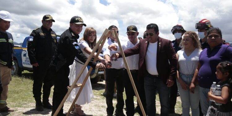 Inician trabajos de construcción de estación policial de Monjas, Jalapa