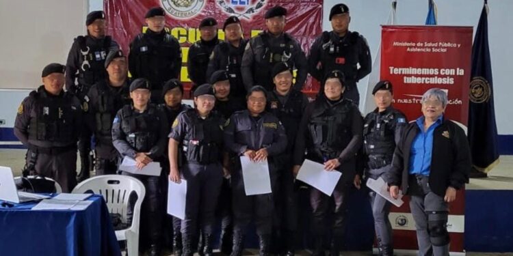 Concluyen taller sobre Prevención y control de tuberculosis