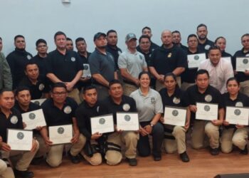 Clausuran curso sobre Tácticas Policiales