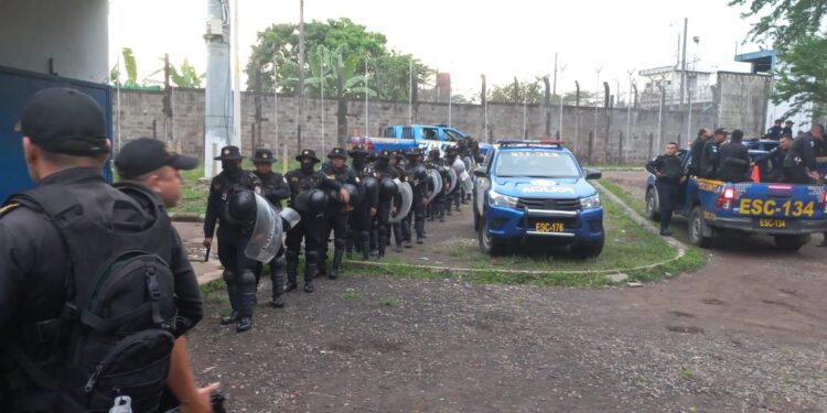 Requisan centros carcelarios para mantener el control