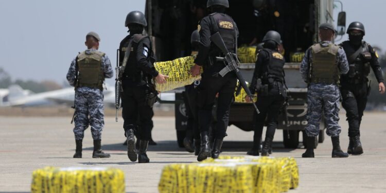 Incautaciones al narcotráfico suman más de 2 mil 806 millones de quetzales