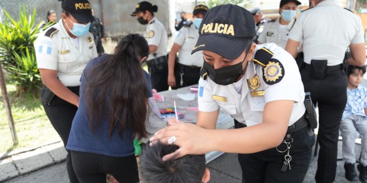 Familias participaron del programa “Un Día con mi Comunidad”