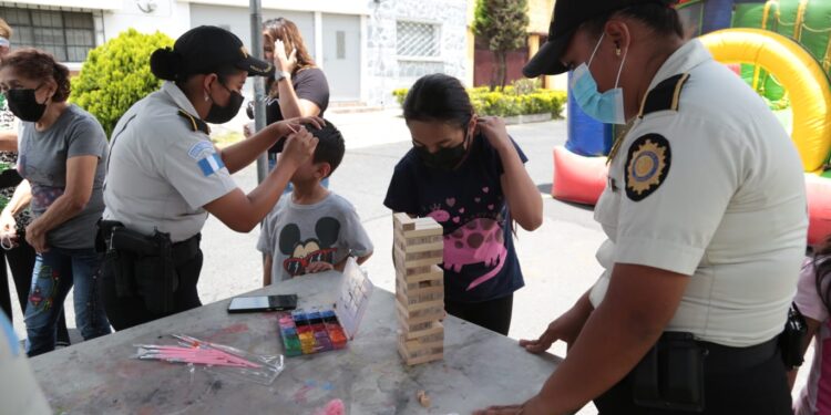 Familias participaron del programa “Un Día con mi Comunidad”