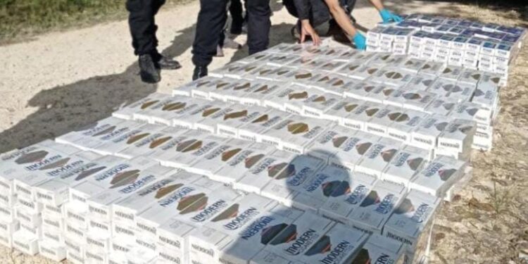 Localizan cigarrillos que ingresaron al país de contrabando