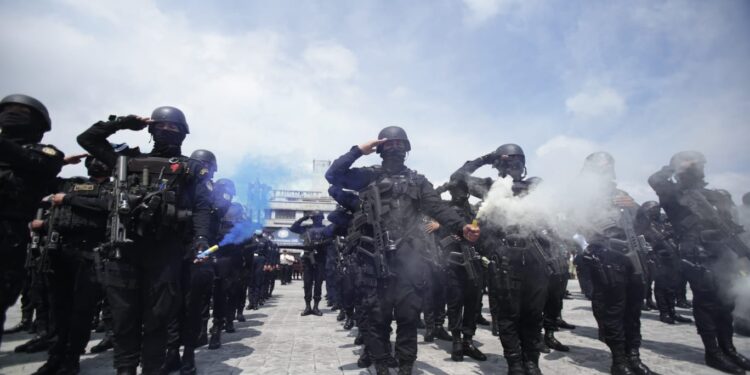 Mingob celebra 201 años de la Independencia Patria