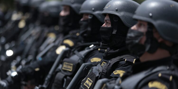 Mingob celebra 201 años de la Independencia Patria