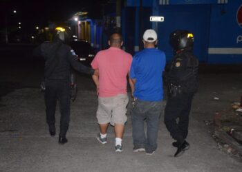 PNC localiza predio donde escondían furgones robados