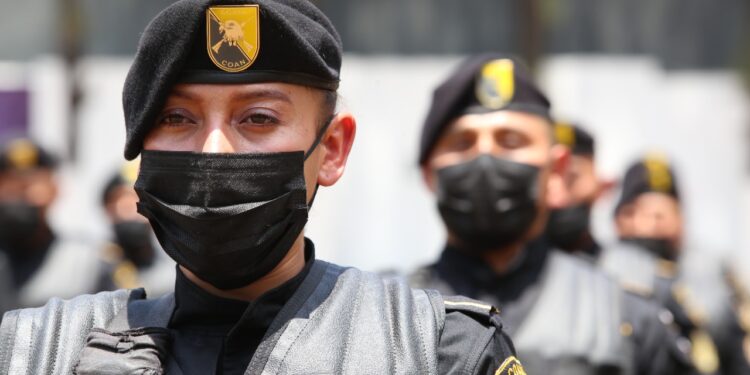 Especialización policial refuerza combate al narcotráfico