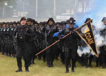 Guatemala suma 386 especialistas contra el narcotráfico y protección ambiental