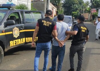 Hombre capturado poseía pornografía infantil