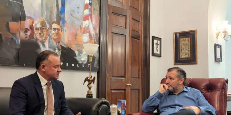 Autoridades guatemaltecas de seguridad fortalecen vínculos con funcionarios de Estados Unidos