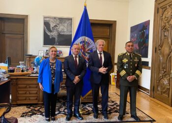 Gira de trabajo por EEUU del Ministro Napoleón Barrientos incluye presencia en entidades académicas