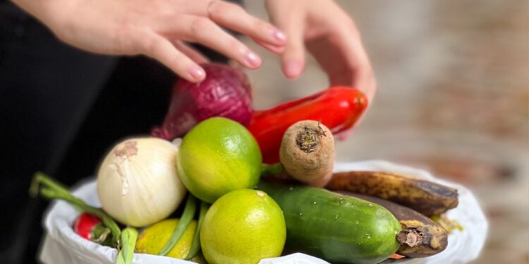 ¿Por qué es importante evitar la pérdida y el desperdicio de alimentos?