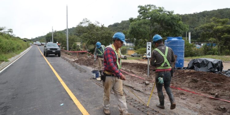 Lucha antinarcótica consolida relación entre Guatemala y Estados Unidos
