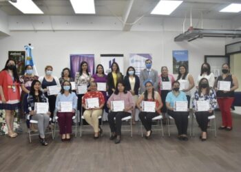 Concluye curso interinstitucional sobre lactancia materna