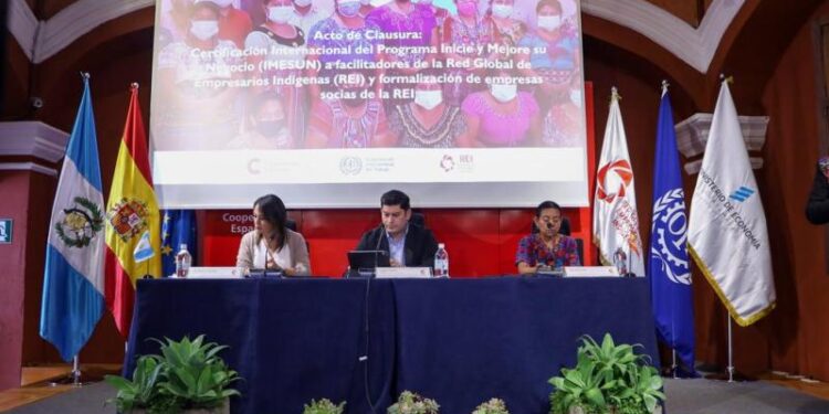 Mintrab y REI firman convenio de cooperación