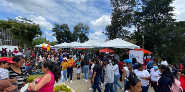 UPCV orienta y festeja a la niñez de Fraijanes
