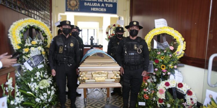 Autoridades de Gobernación afirman que capturarán a los responsables de ataque contra PNC