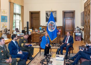 Visita del Ministro de Gobernación Napoleón Barrientos y delegación oficial a Estados Unidos.