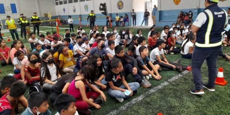 Capacitaciones sobre educación vial superan las 200 mil personas
